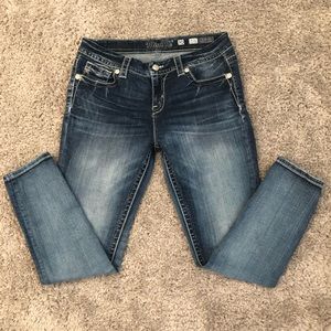 Miss Me Easy Skinny Angel Wing - EUC sz 30/29